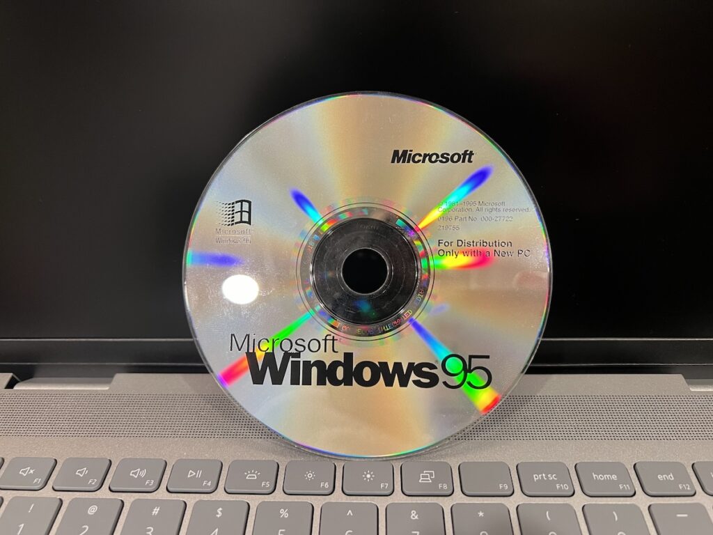 Windows 95 CD-ROM Screenshot